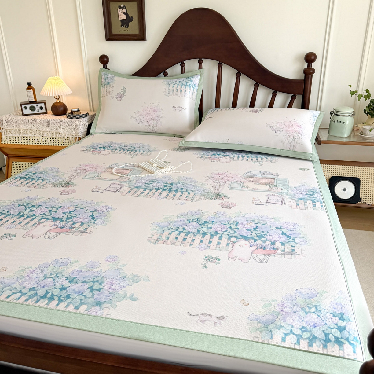 91家纺网 家纺一手货源 找家纺 倾慕家纺 2026新款A类数码印花冰泉丝凉席 鲜花小镇