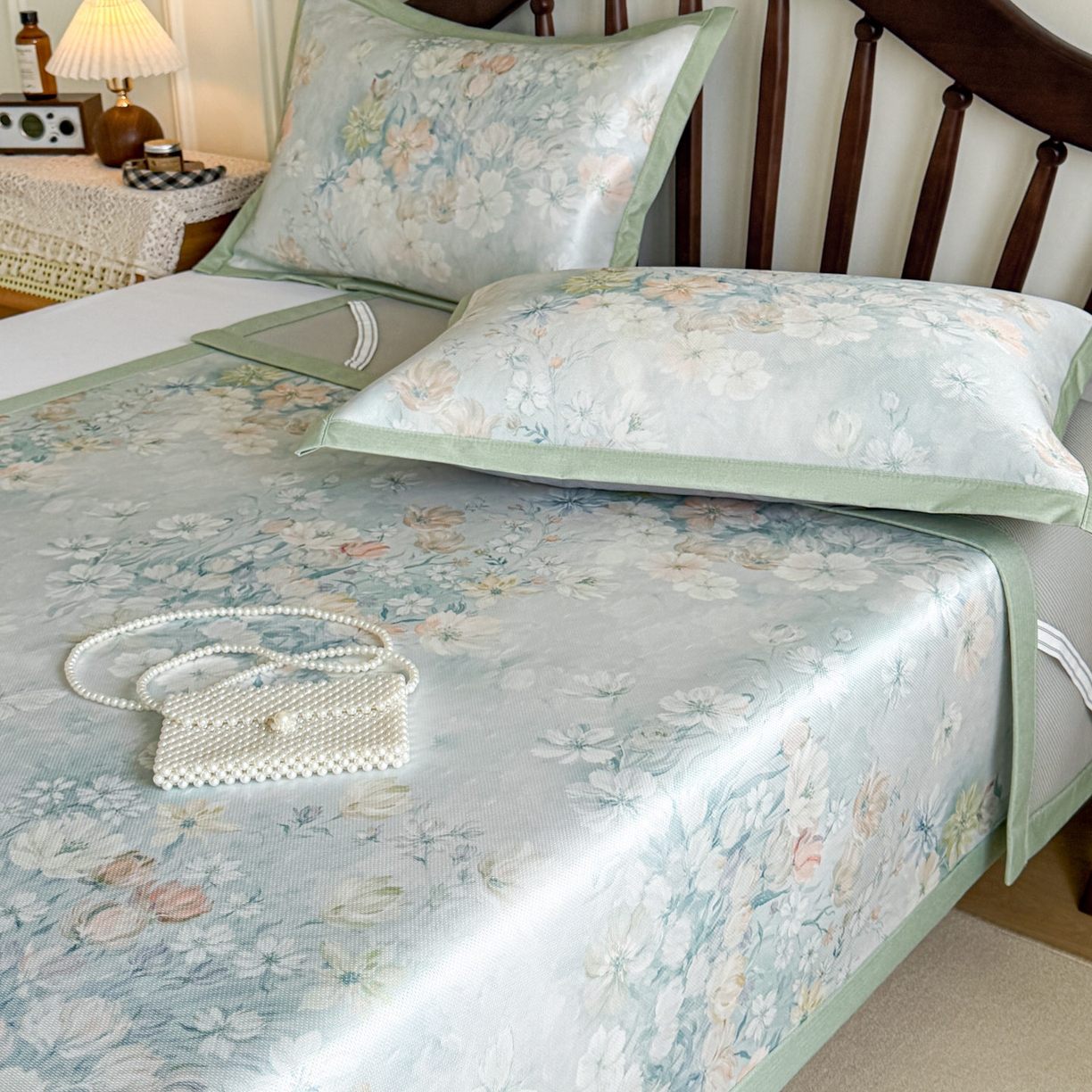 91家纺网 家纺一手货源 找家纺 倾慕家纺 2026新款A类数码印花冰泉丝凉席 玉兰花绿