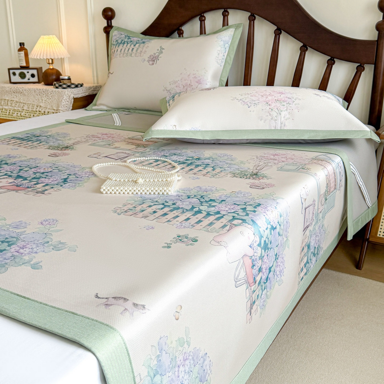 91家纺网 家纺一手货源 找家纺 倾慕家纺 2026新款A类数码印花冰泉丝凉席 鲜花小镇