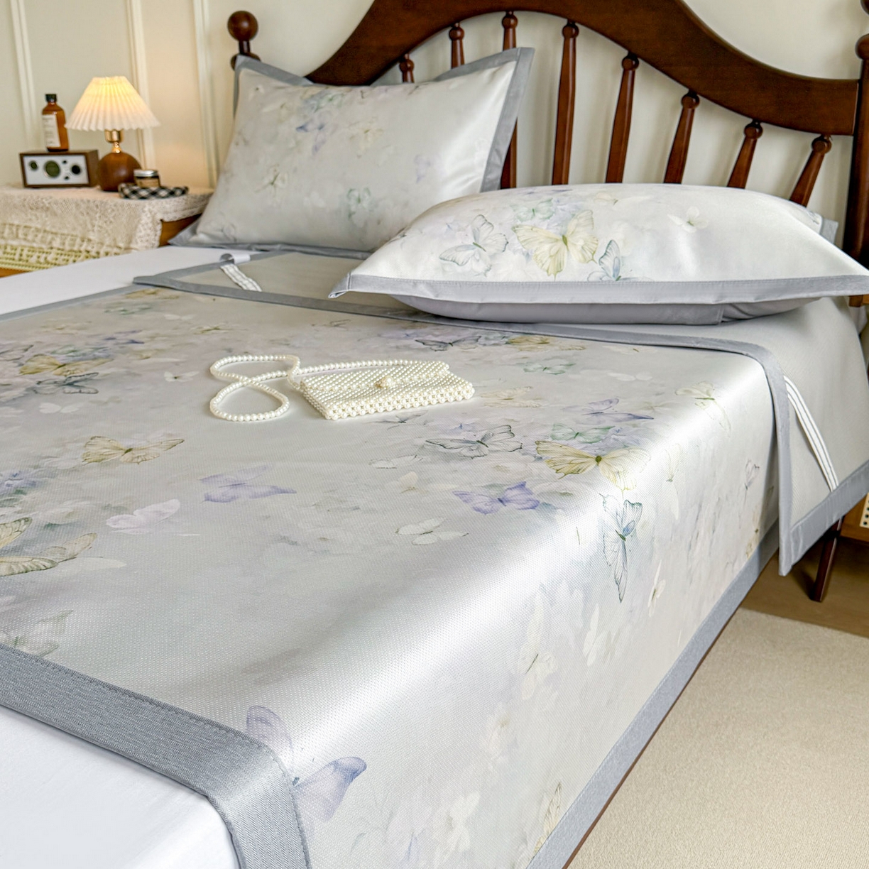 91家纺网 家纺一手货源 找家纺 倾慕家纺 2026新款A类数码印花冰泉丝凉席 蝴蝶之舞绿