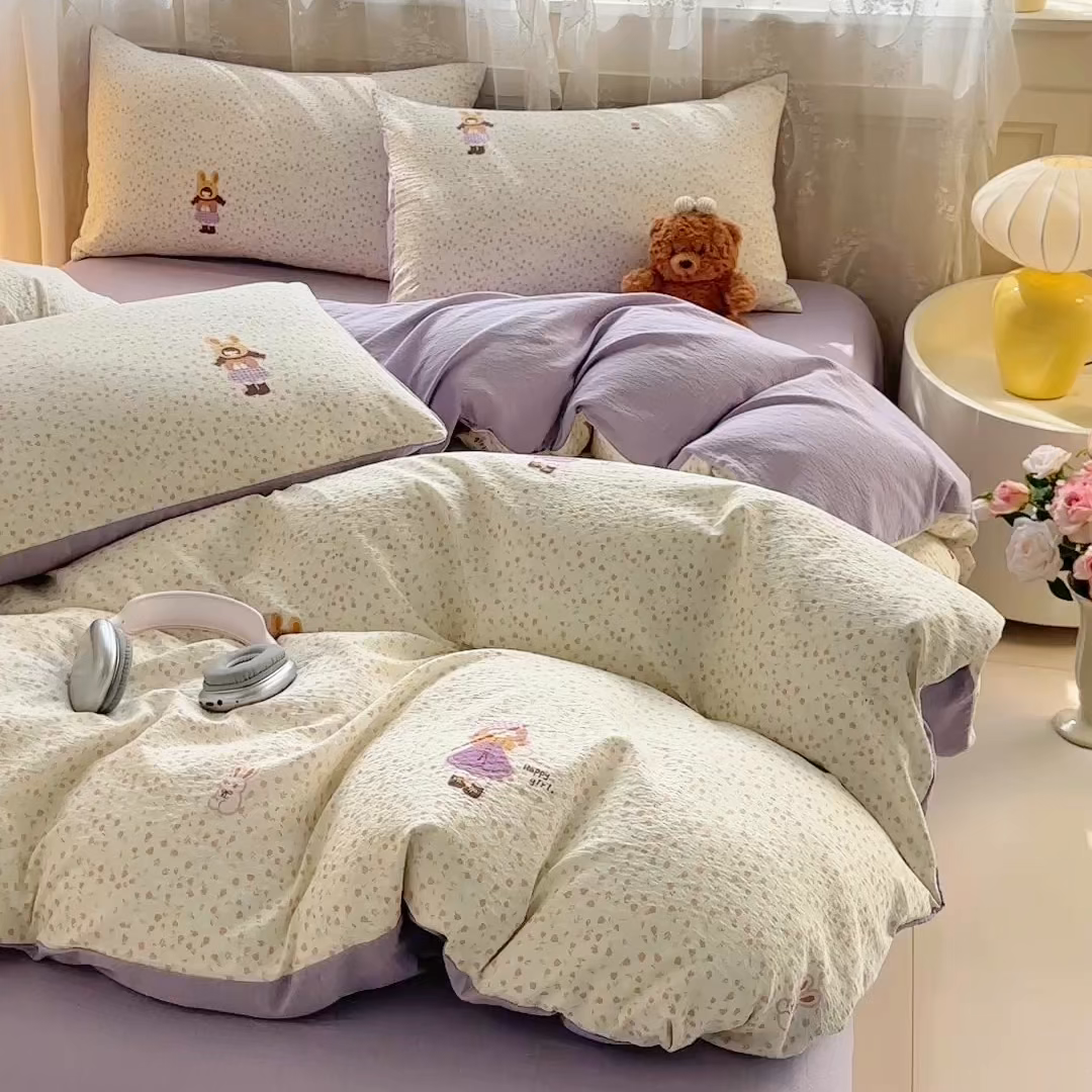 91家纺网 家纺一手货源 找家纺 侯先生家纺新款直播爆款云感双层纱皱皱纱四件套小清新水洗棉床笠 小花萝莉