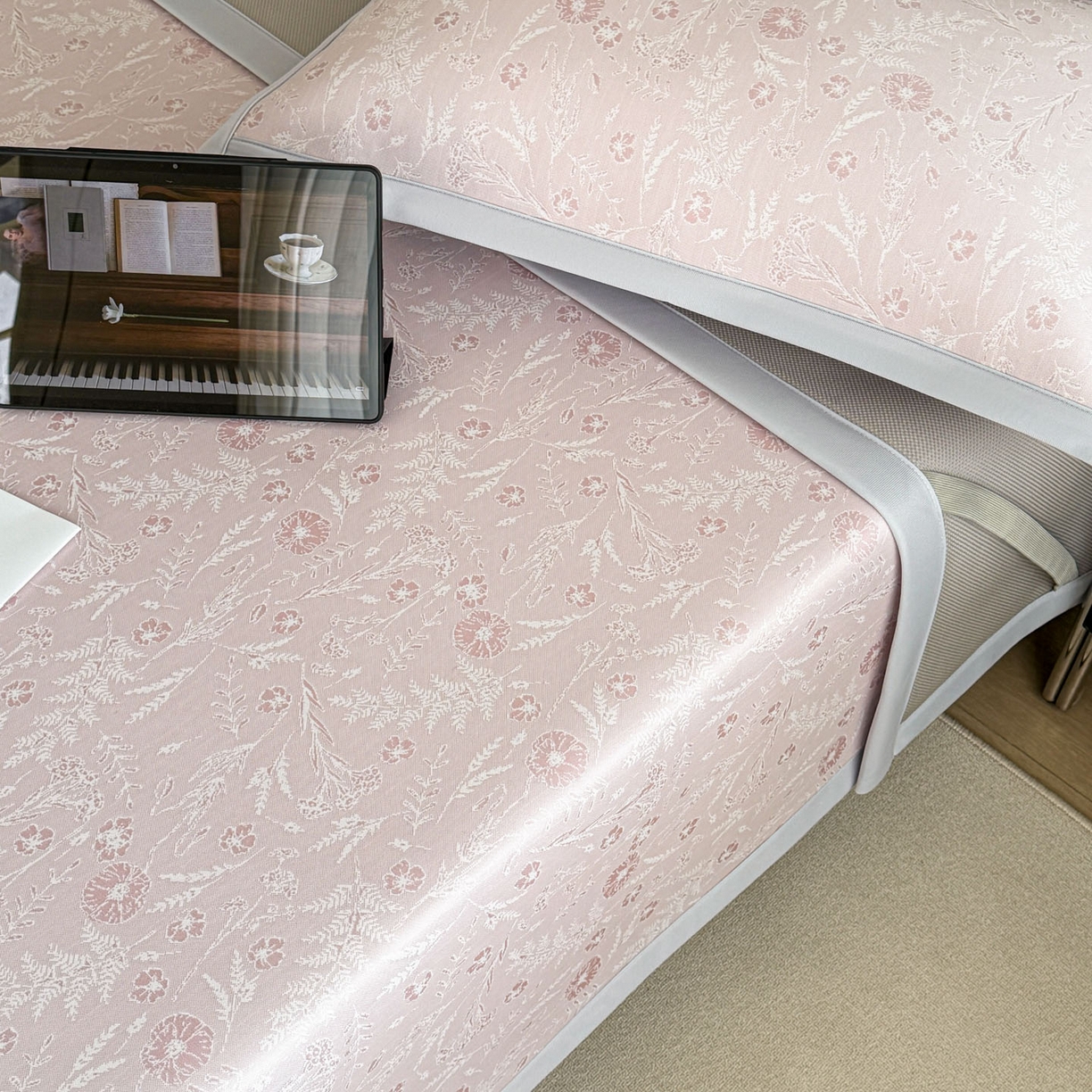 91家纺网 家纺一手货源 找家纺 （总）倾慕家纺 2026新款PE50提花凉感冰丝凉席