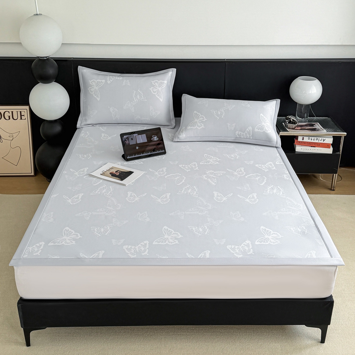 91家纺网 家纺一手货源 找家纺 倾慕家纺 2026新款PE50提花凉感冰丝凉席 简蝶蓝