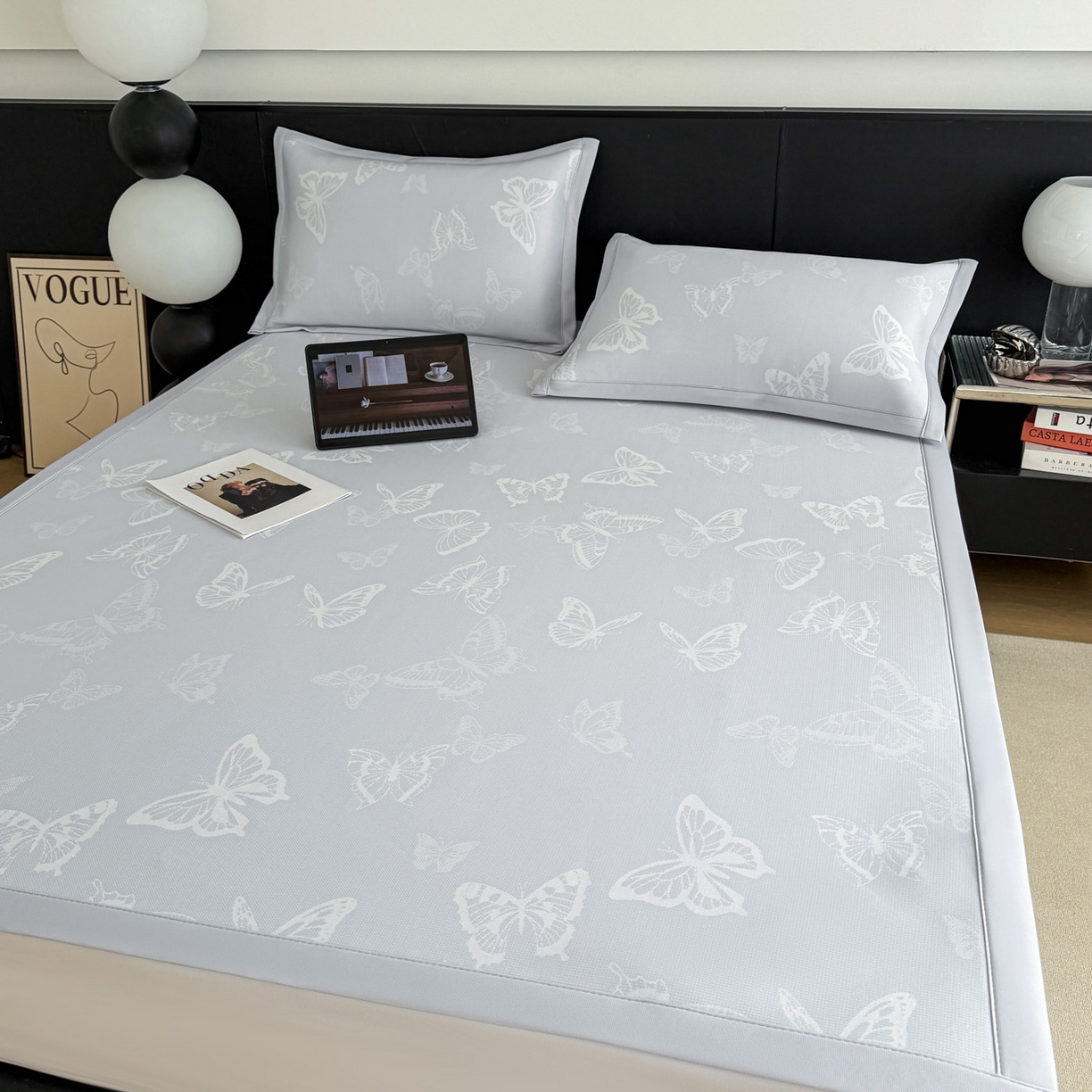 91家纺网 家纺一手货源 找家纺 倾慕家纺 2026新款PE50提花凉感冰丝凉席 简蝶蓝