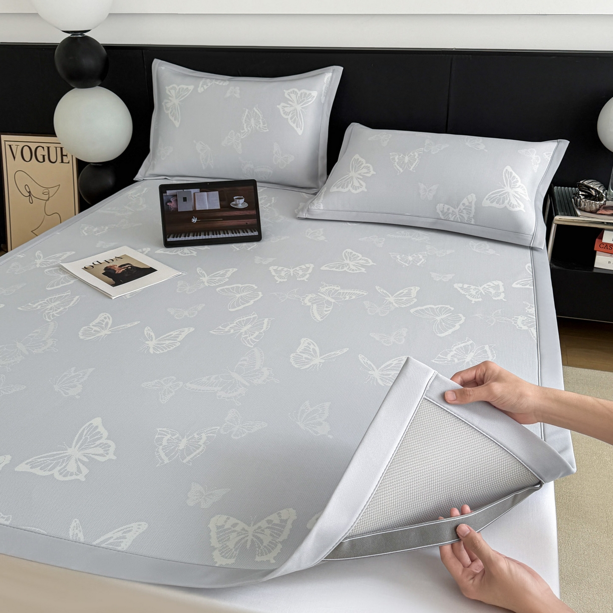 91家纺网 家纺一手货源 找家纺 倾慕家纺 2026新款PE50提花凉感冰丝凉席 简蝶蓝