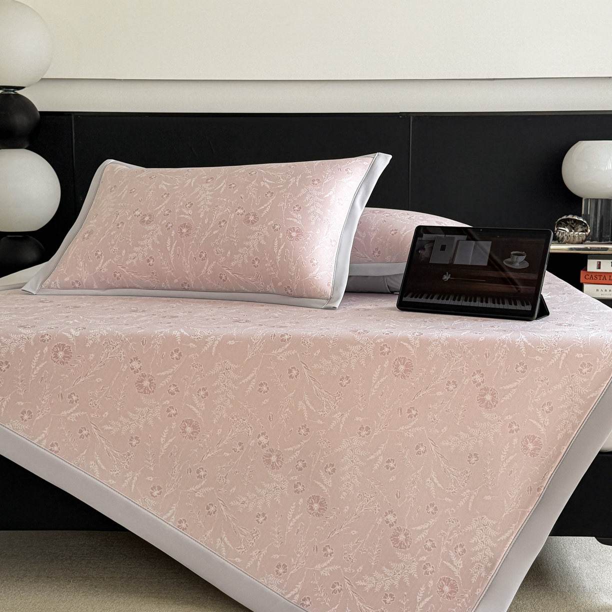 91家纺网 家纺一手货源 找家纺 倾慕家纺 2026新款PE50提花凉感冰丝凉席 花星点点粉