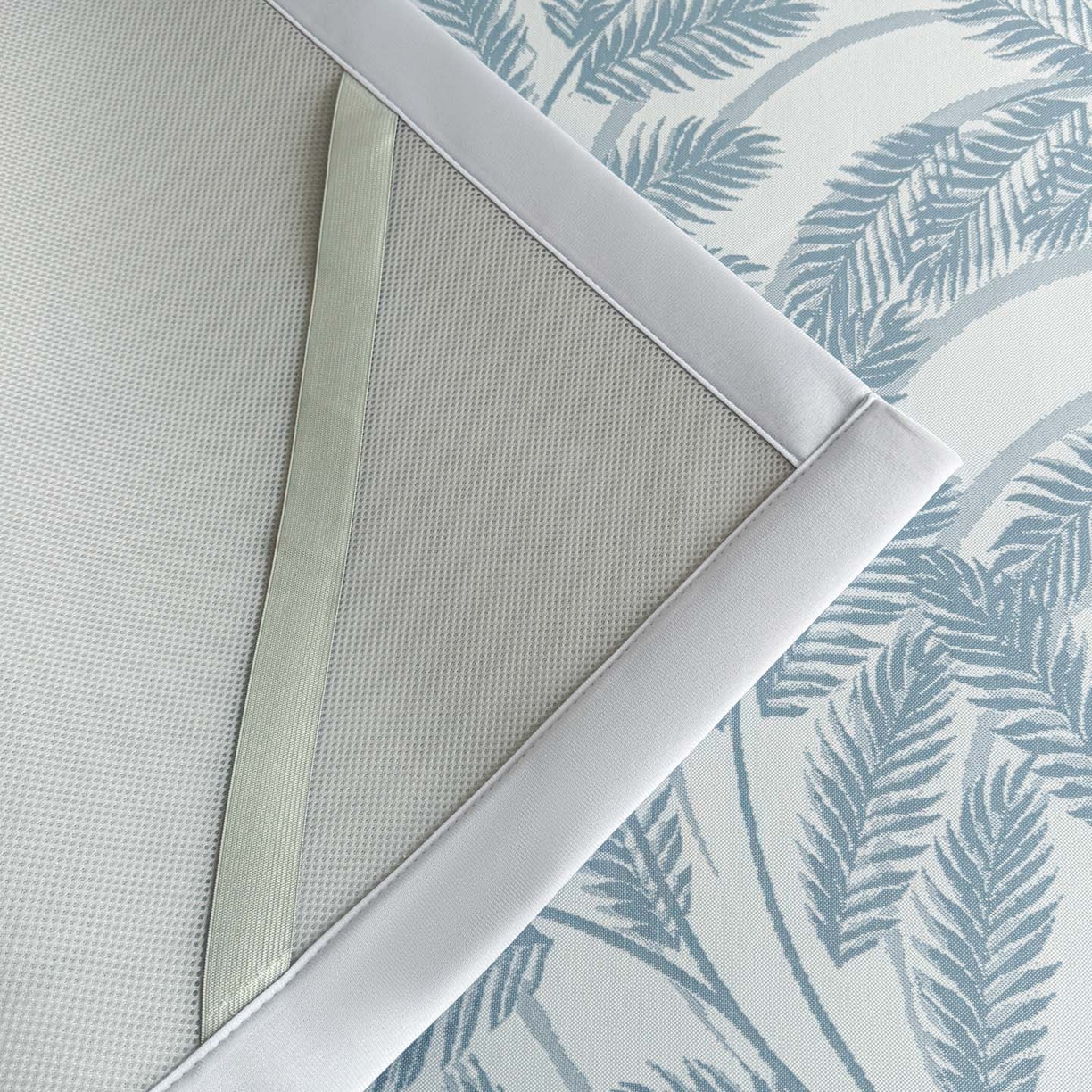 91家纺网 家纺一手货源 找家纺 倾慕家纺 2026新款PE50提花凉感冰丝凉席 针叶蓝