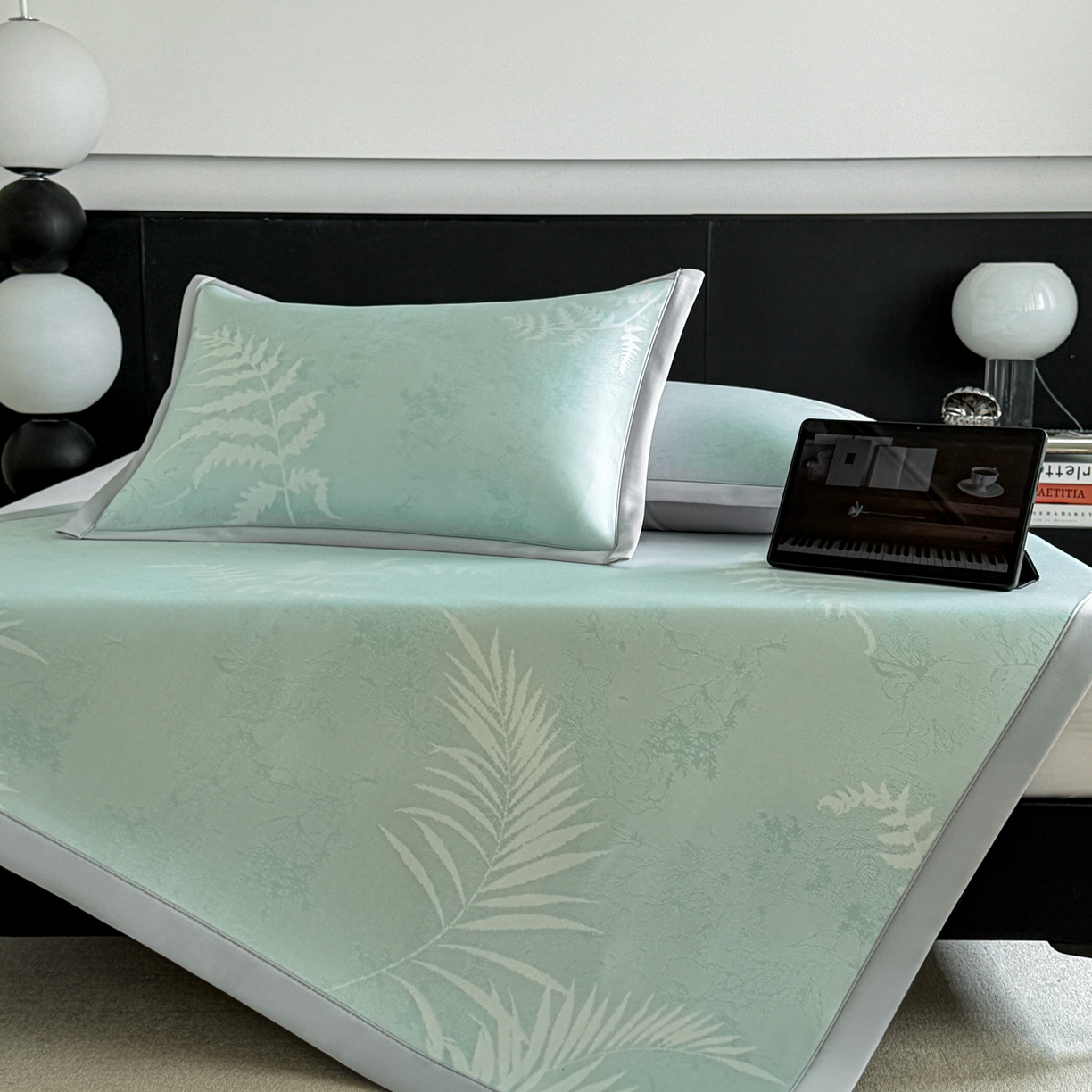 91家纺网 家纺一手货源 找家纺 倾慕家纺 2026新款PE50提花凉感冰丝凉席 叶繁绿