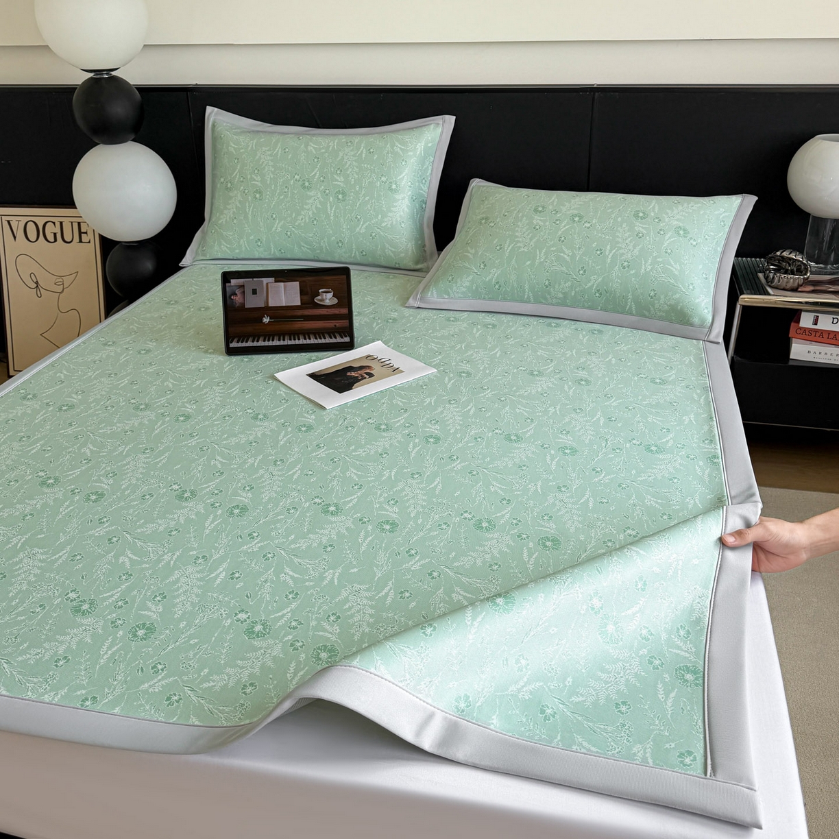 91家纺网 家纺一手货源 找家纺 倾慕家纺 2026新款PE50提花凉感冰丝凉席 花星点点绿