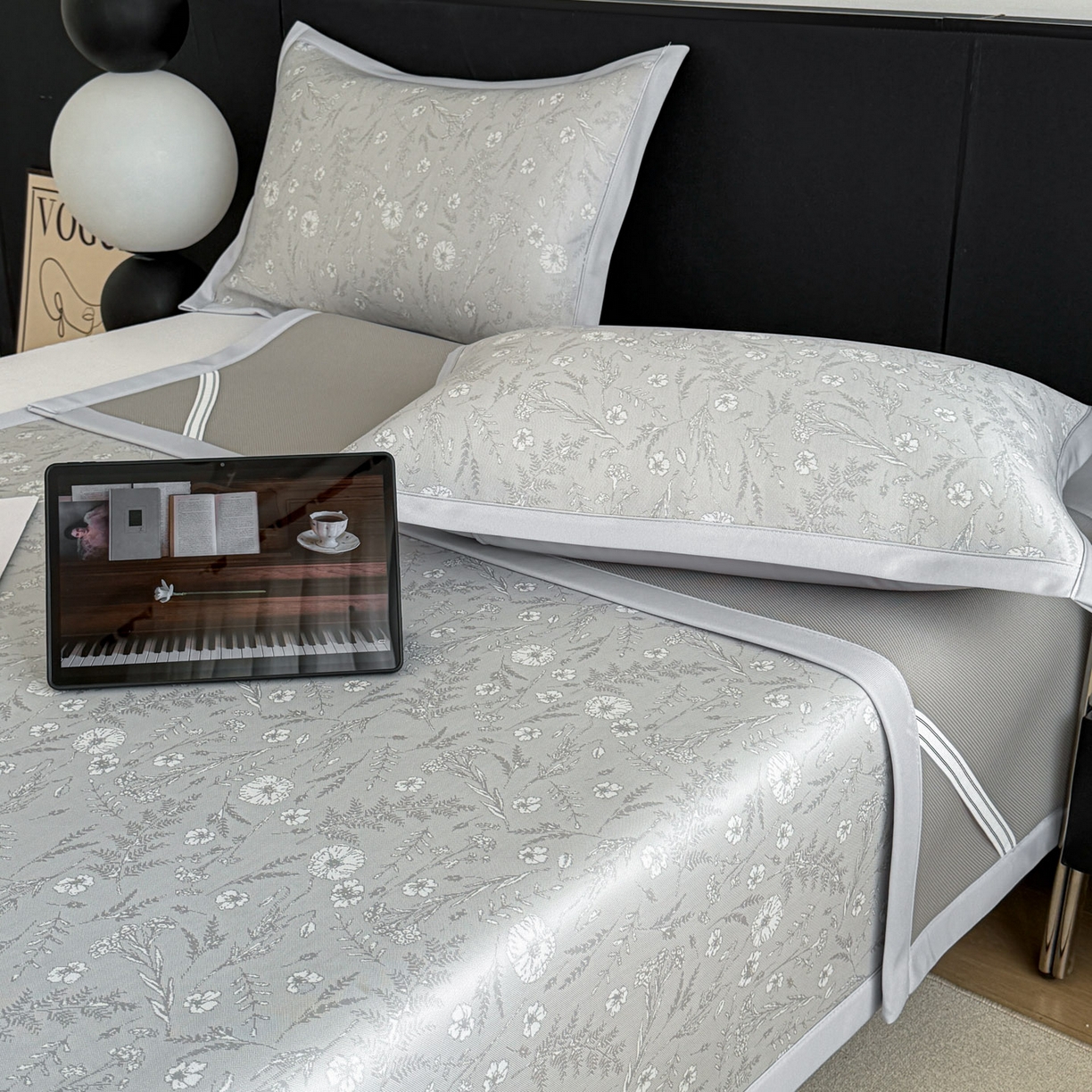 91家纺网 家纺一手货源 找家纺 倾慕家纺 2026新款PE50提花凉感冰丝凉席 花星点点灰