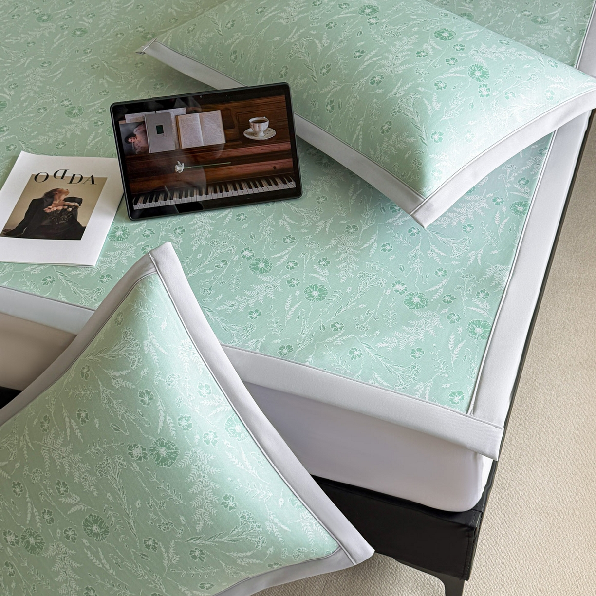 91家纺网 家纺一手货源 找家纺 倾慕家纺 2026新款PE50提花凉感冰丝凉席 花星点点绿