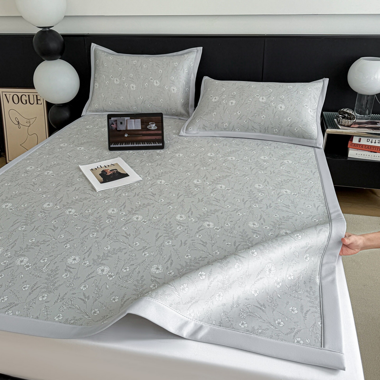 91家纺网 家纺一手货源 找家纺 倾慕家纺 2026新款PE50提花凉感冰丝凉席 花星点点灰