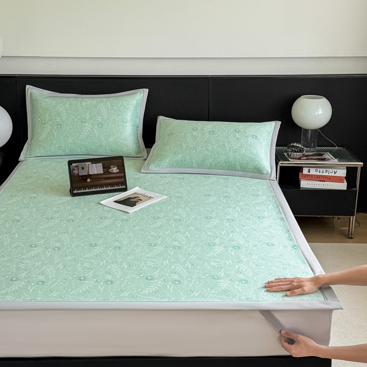 91家纺网 家纺一手货源 找家纺 倾慕家纺 2026新款PE50提花凉感冰丝凉席 花星点点绿