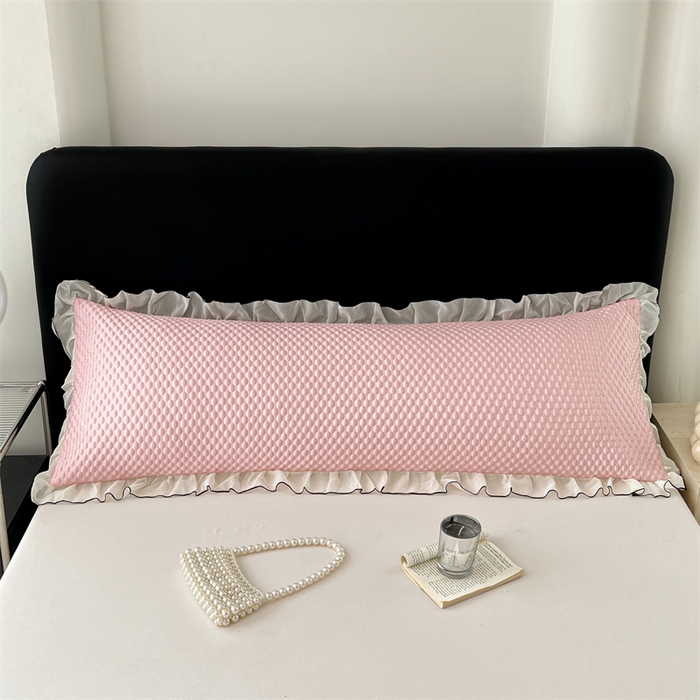 91家纺网 家纺一手货源 找家纺 圣比熊 2026新款A类凉感冰豆豆凉席花边冰丝枕套情侣双人1.8m枕头套加长枕芯套 凉豆豆-仙气粉