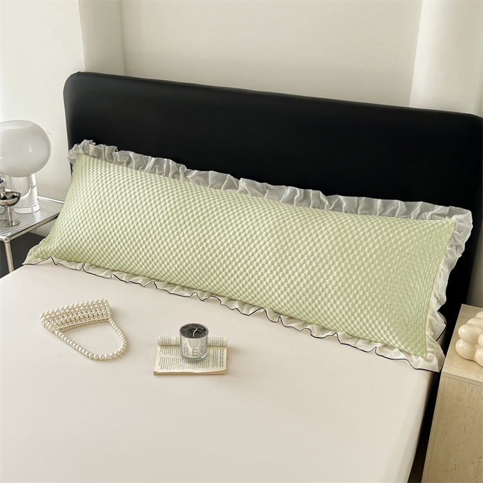 91家纺网 家纺一手货源 找家纺 圣比熊 2026新款A类凉感冰豆豆凉席花边冰丝枕套情侣双人1.8m枕头套加长枕芯套 凉豆豆-清澈绿