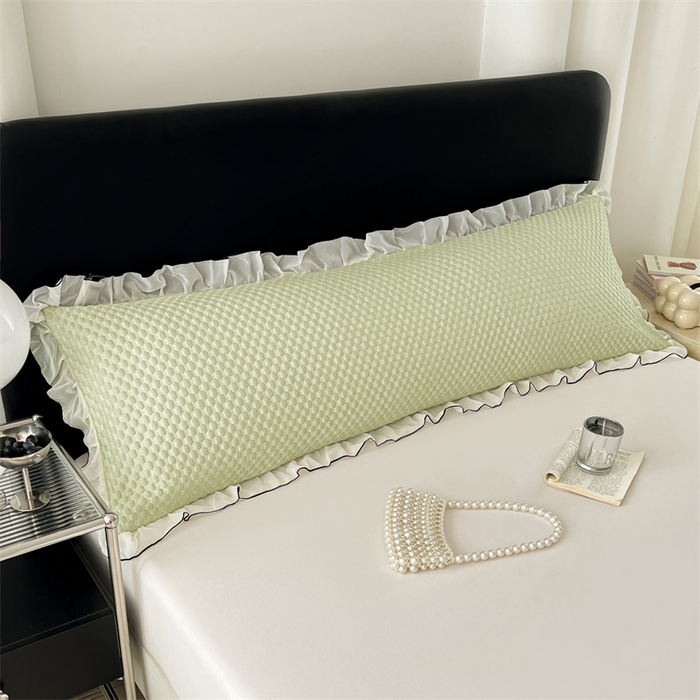 91家纺网 家纺一手货源 找家纺 圣比熊 2026新款A类凉感冰豆豆凉席花边冰丝枕套情侣双人1.8m枕头套加长枕芯套 凉豆豆-清澈绿