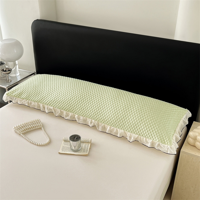 91家纺网 家纺一手货源 找家纺 圣比熊 2026新款A类凉感冰豆豆凉席花边冰丝枕套情侣双人1.8m枕头套加长枕芯套 凉豆豆-清澈绿