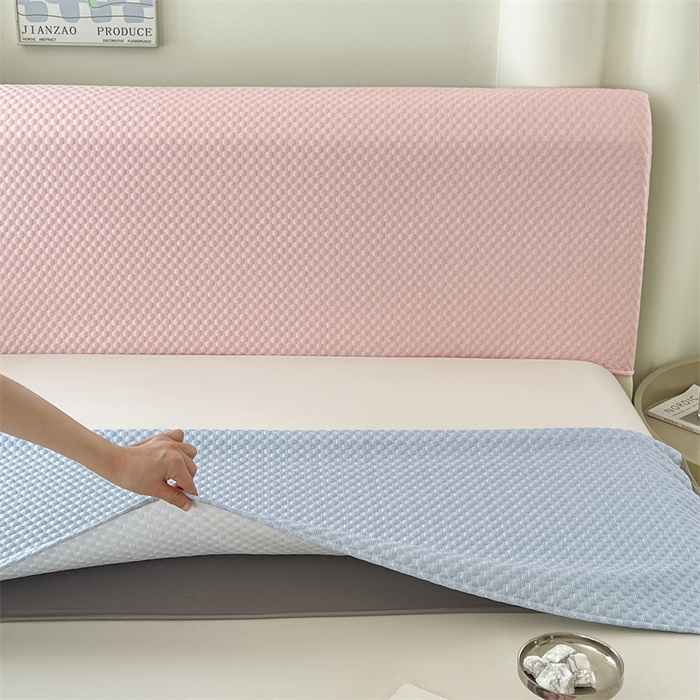 91家纺网 家纺一手货源 找家纺 圣比熊 2026新款A类凉感冰豆豆凉席床头罩靠背套-有外贸尺寸可以联系 凉豆豆-宝石蓝