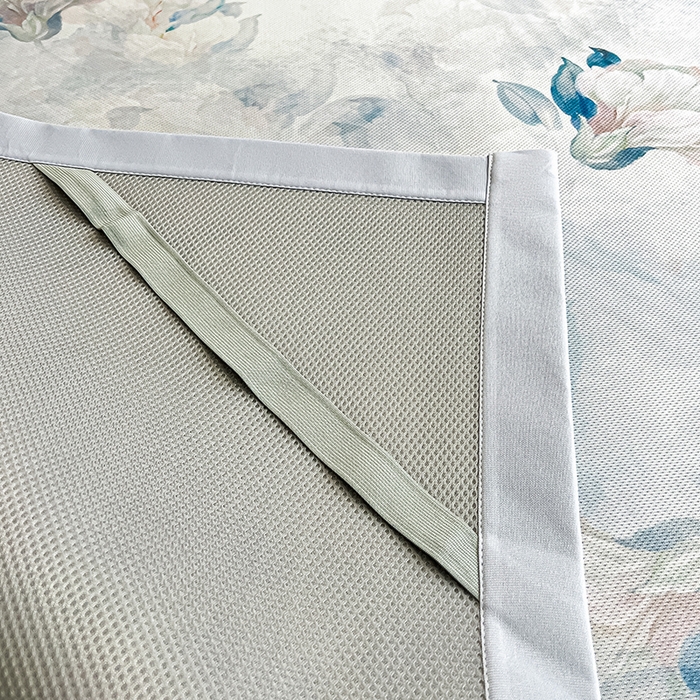 91家纺网 家纺一手货源 找家纺 倾慕家纺 2026新款A类数码印花冰泉丝凉席 玉兰雅韵蓝