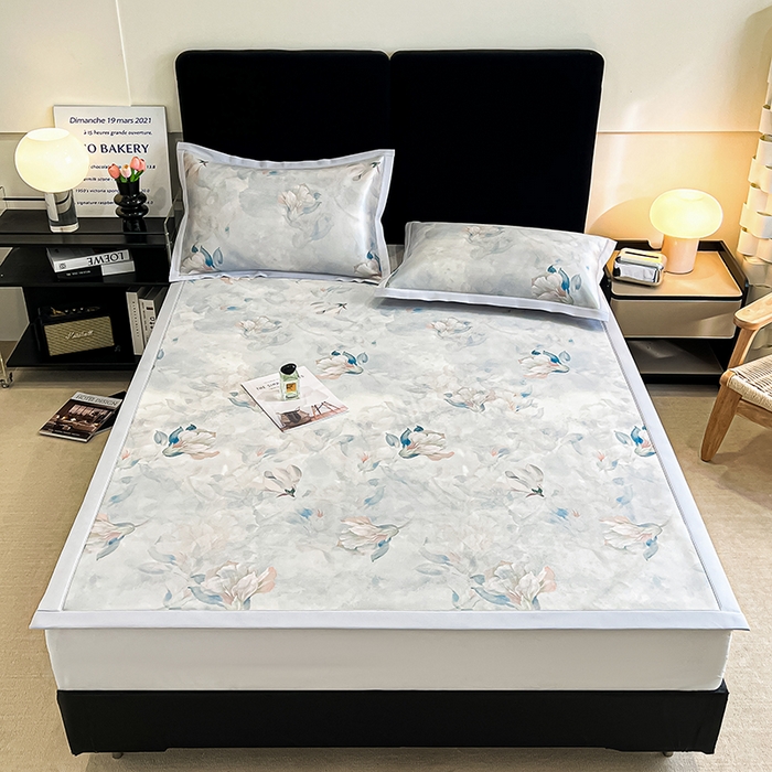 91家纺网 家纺一手货源 找家纺 倾慕家纺 2026新款A类数码印花冰泉丝凉席 玉兰雅韵蓝