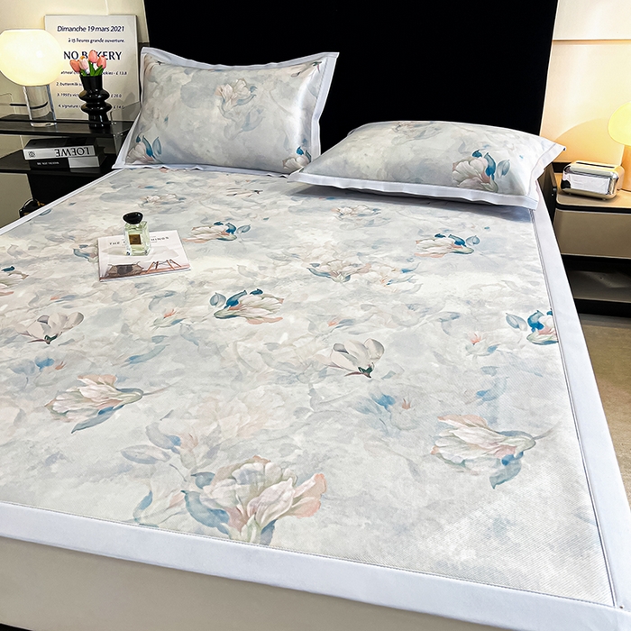 91家纺网 家纺一手货源 找家纺 倾慕家纺 2026新款A类数码印花冰泉丝凉席 玉兰雅韵蓝