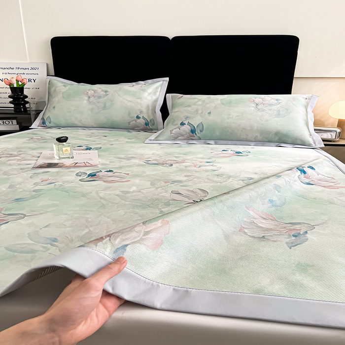 91家纺网 家纺一手货源 找家纺 倾慕家纺 2026新款A类数码印花冰泉丝凉席 玉兰雅韵青