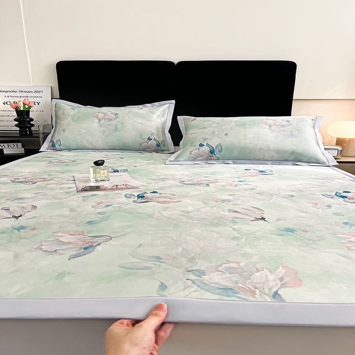 91家纺网 家纺一手货源 找家纺 倾慕家纺 2026新款A类数码印花冰泉丝凉席 玉兰雅韵青