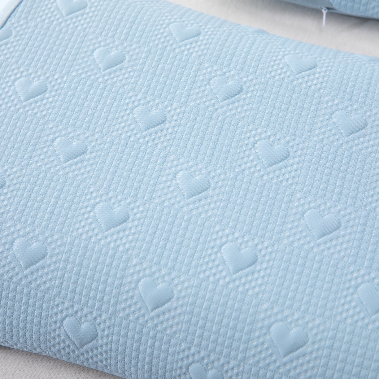 91家纺网 家纺一手货源 找家纺 九州枕芯 2026新款儿童凉感爱心记忆枕枕头枕芯 蓝色