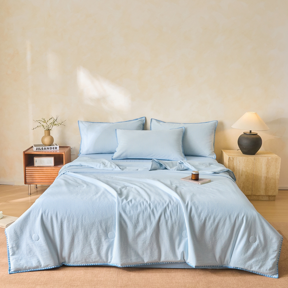 91家纺网 家纺一手货源 找家纺 如一 2026新款全棉色织水洗棉条纹三角针夏被四件套 海岸蓝