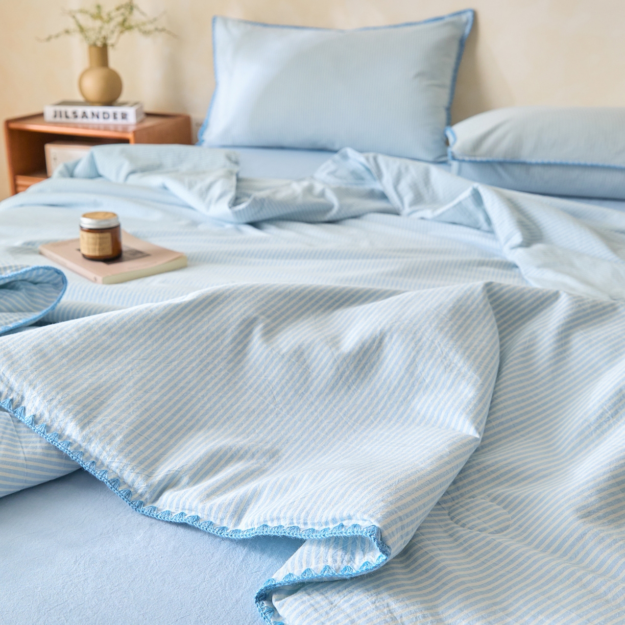 91家纺网 家纺一手货源 找家纺 如一 2026新款全棉色织水洗棉条纹三角针夏被四件套 海岸蓝