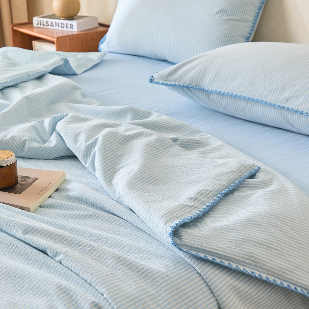 91家纺网 家纺一手货源 找家纺 如一 2026新款全棉色织水洗棉条纹三角针夏被四件套 海岸蓝