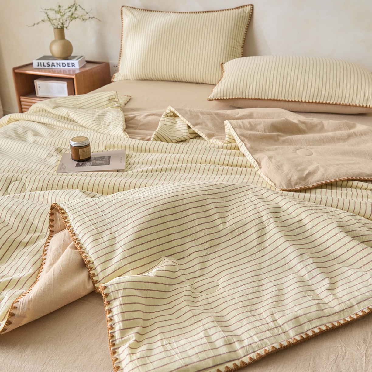 91家纺网 家纺一手货源 找家纺 如一 2026新款全棉色织水洗棉条纹三角针夏被四件套 晴空黄