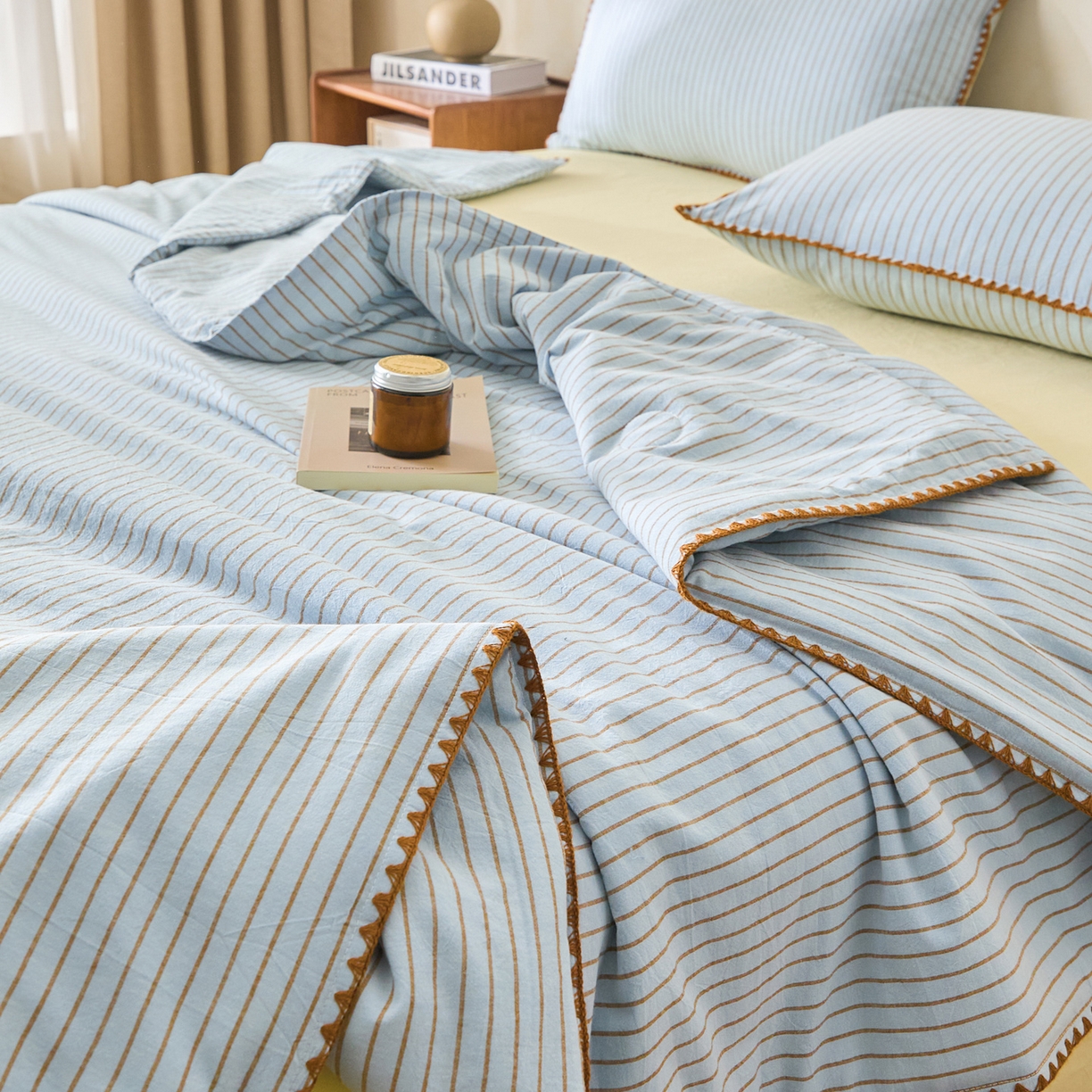 91家纺网 家纺一手货源 找家纺 如一 2026新款全棉色织水洗棉条纹三角针夏被四件套 晴空蓝