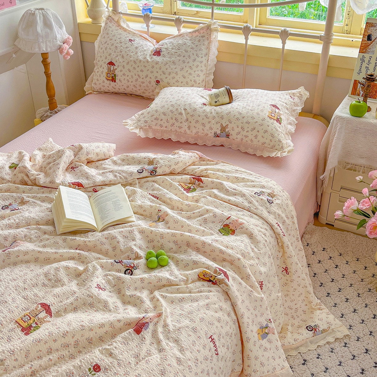 91家纺网 家纺一手货源 找家纺 （总）金梦拉家纺 2026新款全棉花边系列泡芙纱泡泡纱夏被夏凉被空调被四件套