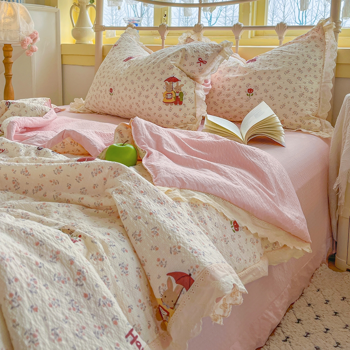 91家纺网 家纺一手货源 找家纺 （总）金梦拉家纺 2026新款全棉花边系列泡芙纱泡泡纱夏被夏凉被空调被四件套