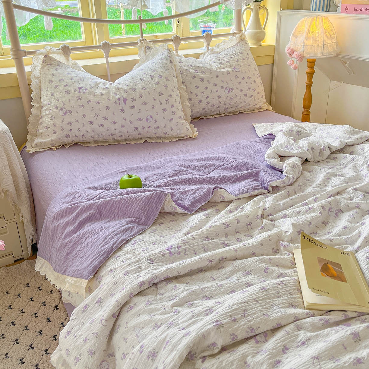 91家纺网 家纺一手货源 找家纺 金梦拉家纺 2026新款全棉花边系列泡芙纱泡泡纱夏被夏凉被空调被四件套 小紫花免