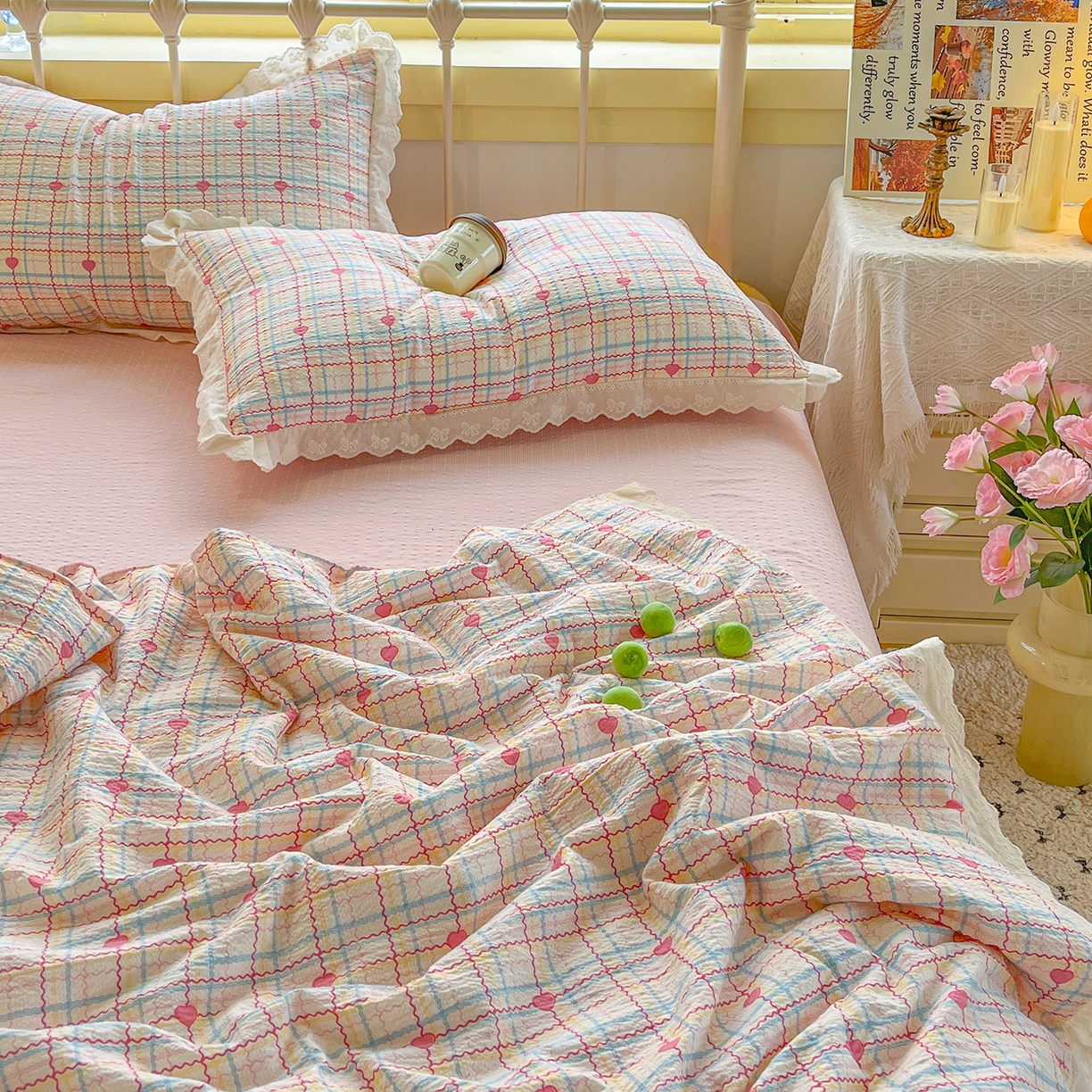 91家纺网 家纺一手货源 找家纺 金梦拉家纺 2026新款全棉花边系列泡芙纱泡泡纱夏被夏凉被空调被四件套 格格心动