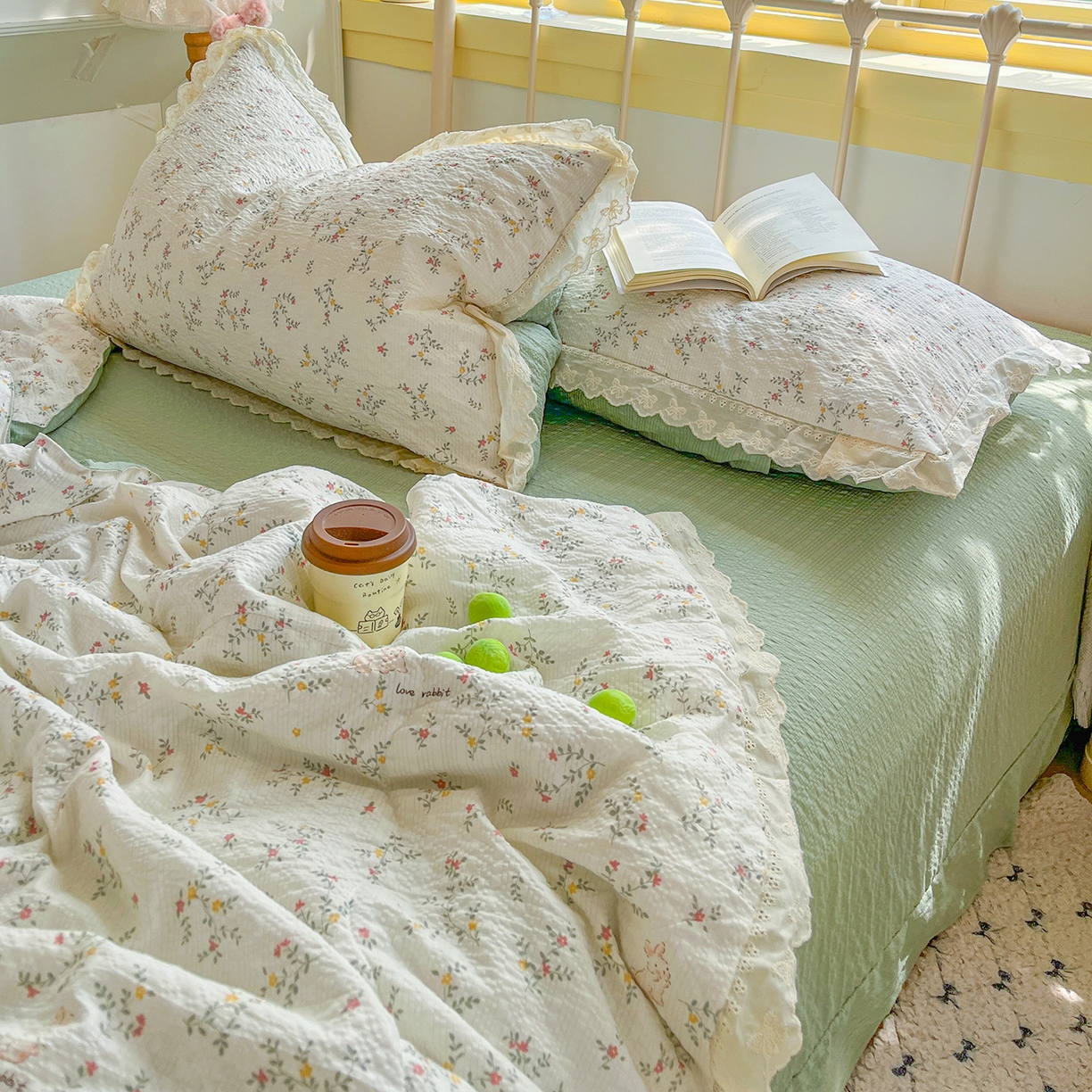 91家纺网 家纺一手货源 找家纺 金梦拉家纺 2026新款全棉花边系列泡芙纱泡泡纱夏被夏凉被空调被四件套 青草録