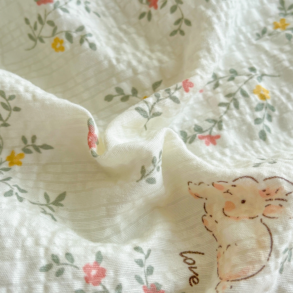 91家纺网 家纺一手货源 找家纺 金梦拉家纺 2026新款全棉花边系列泡芙纱泡泡纱夏被夏凉被空调被四件套 青草録