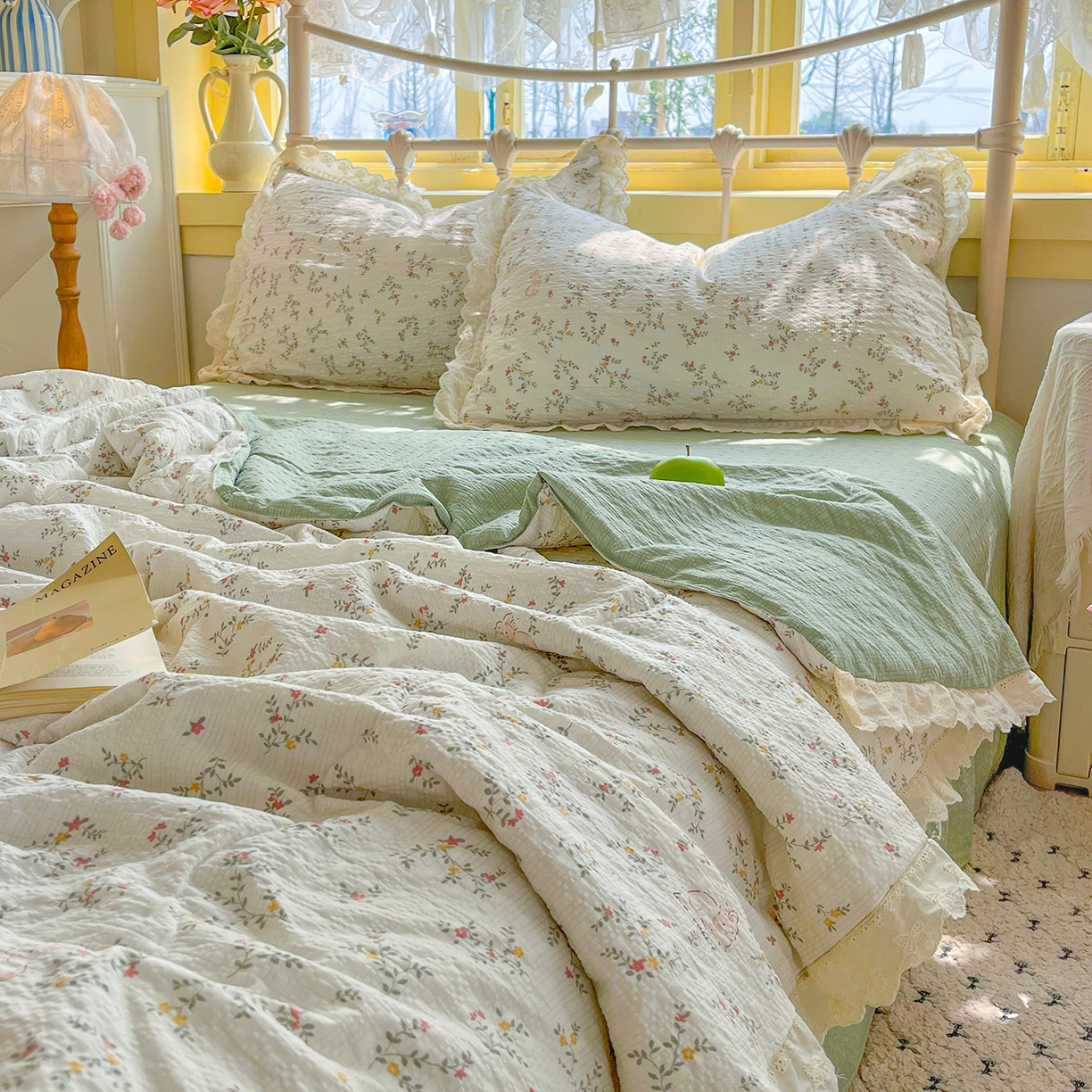 91家纺网 家纺一手货源 找家纺 金梦拉家纺 2026新款全棉花边系列泡芙纱泡泡纱夏被夏凉被空调被四件套 青草録