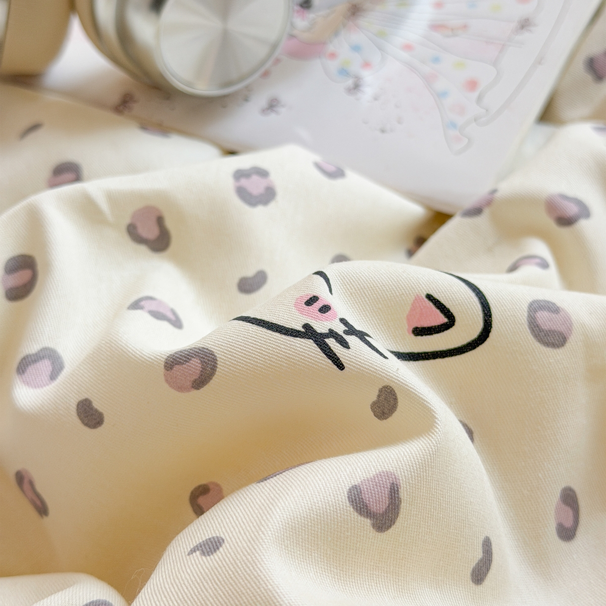 91家纺网 家纺一手货源 找家纺 沐辰 2026新款A类贝壳边全棉纯棉棉花夏被夏凉被空调被 黑猫奶咖