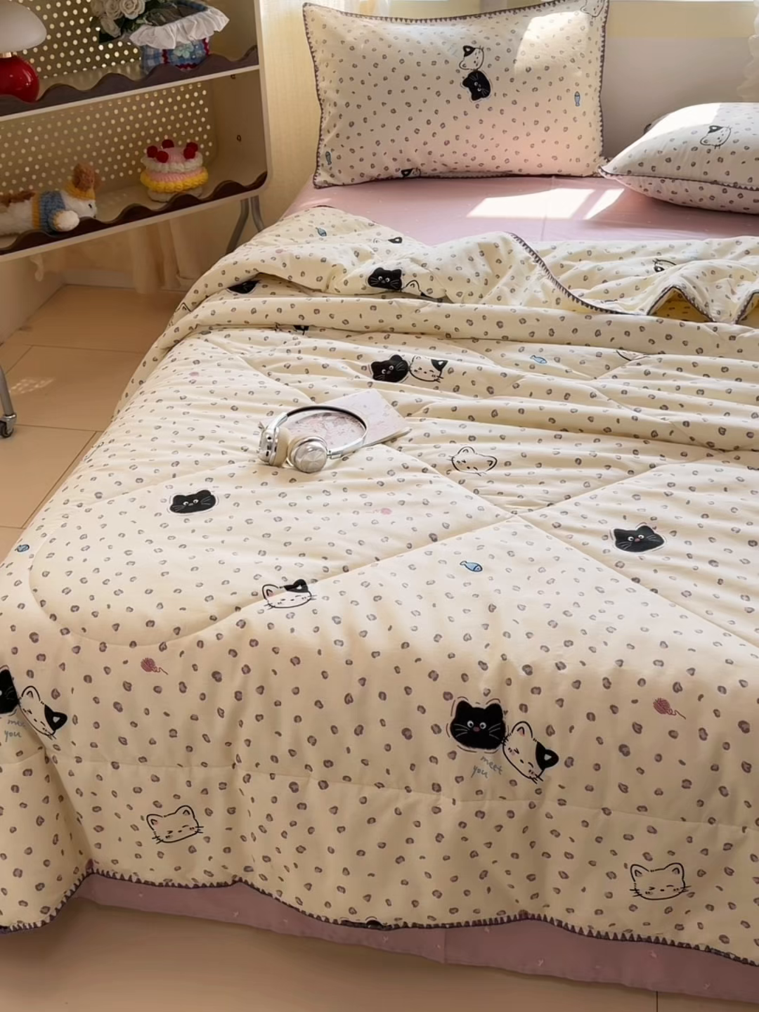 91家纺网 家纺一手货源 找家纺 沐辰 2026新款A类贝壳边全棉纯棉棉花夏被夏凉被空调被 黑猫奶咖