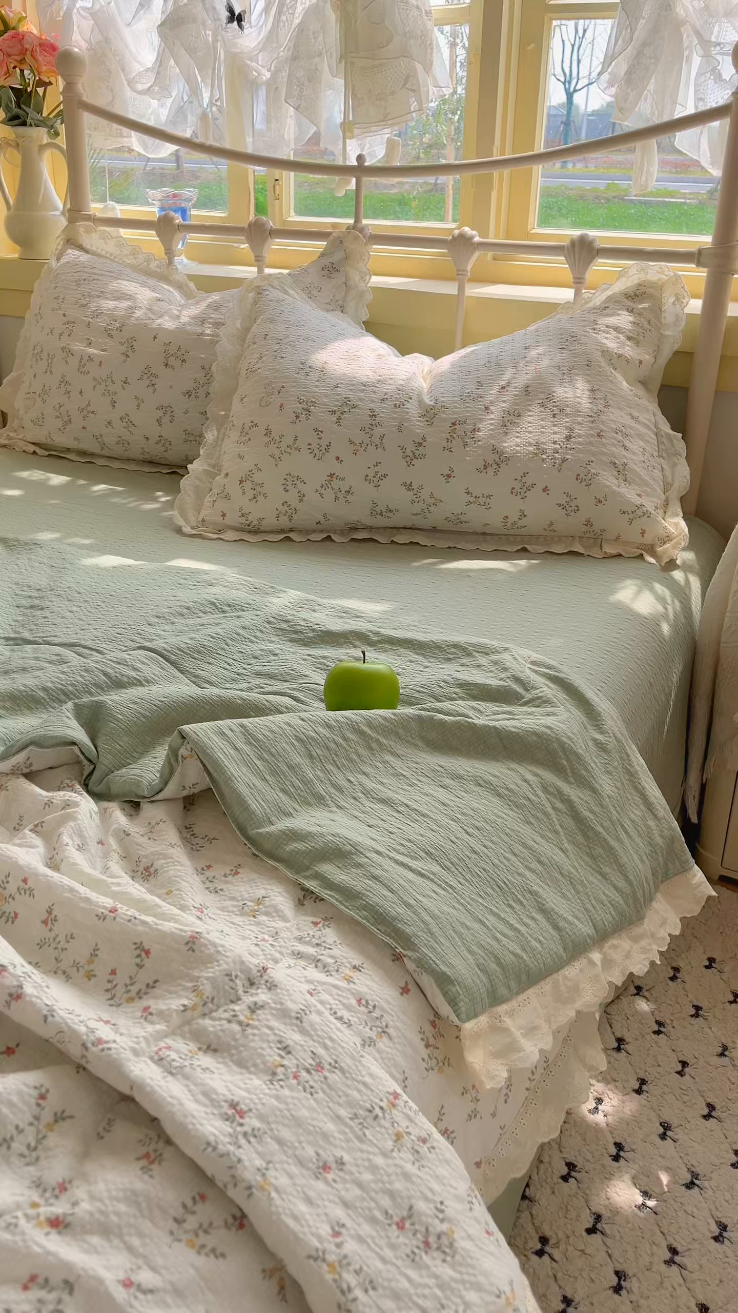 91家纺网 家纺一手货源 找家纺 金梦拉家纺 2026新款全棉花边系列泡芙纱泡泡纱夏被夏凉被空调被四件套 青草録