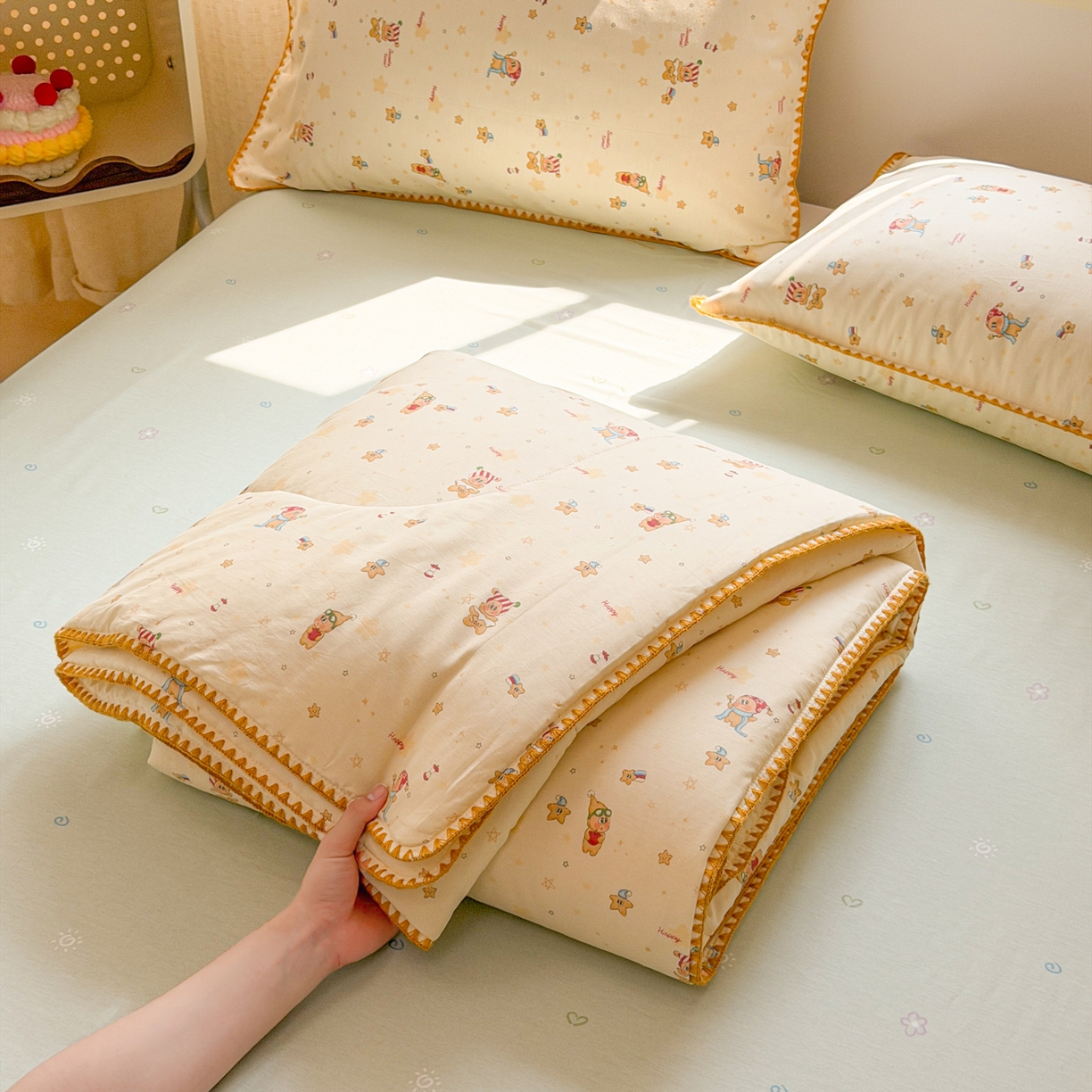 91家纺网 家纺一手货源 找家纺 沐辰 2026新款A类贝壳边全棉纯棉棉花夏被夏凉被空调被 奶熊甜梦