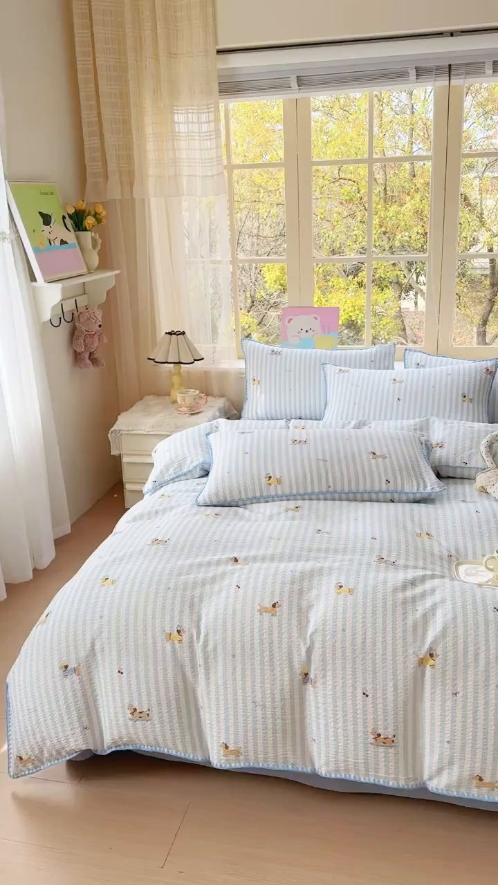 91家纺网 家纺一手货源 找家纺 仟网汇 2026新款贝壳边泡芙纱三角针四件套 滑板狗