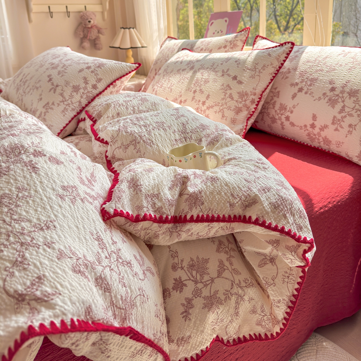 91家纺网 家纺一手货源 找家纺 仟网汇 2026新款贝壳边泡芙纱三角针四件套 丽莎