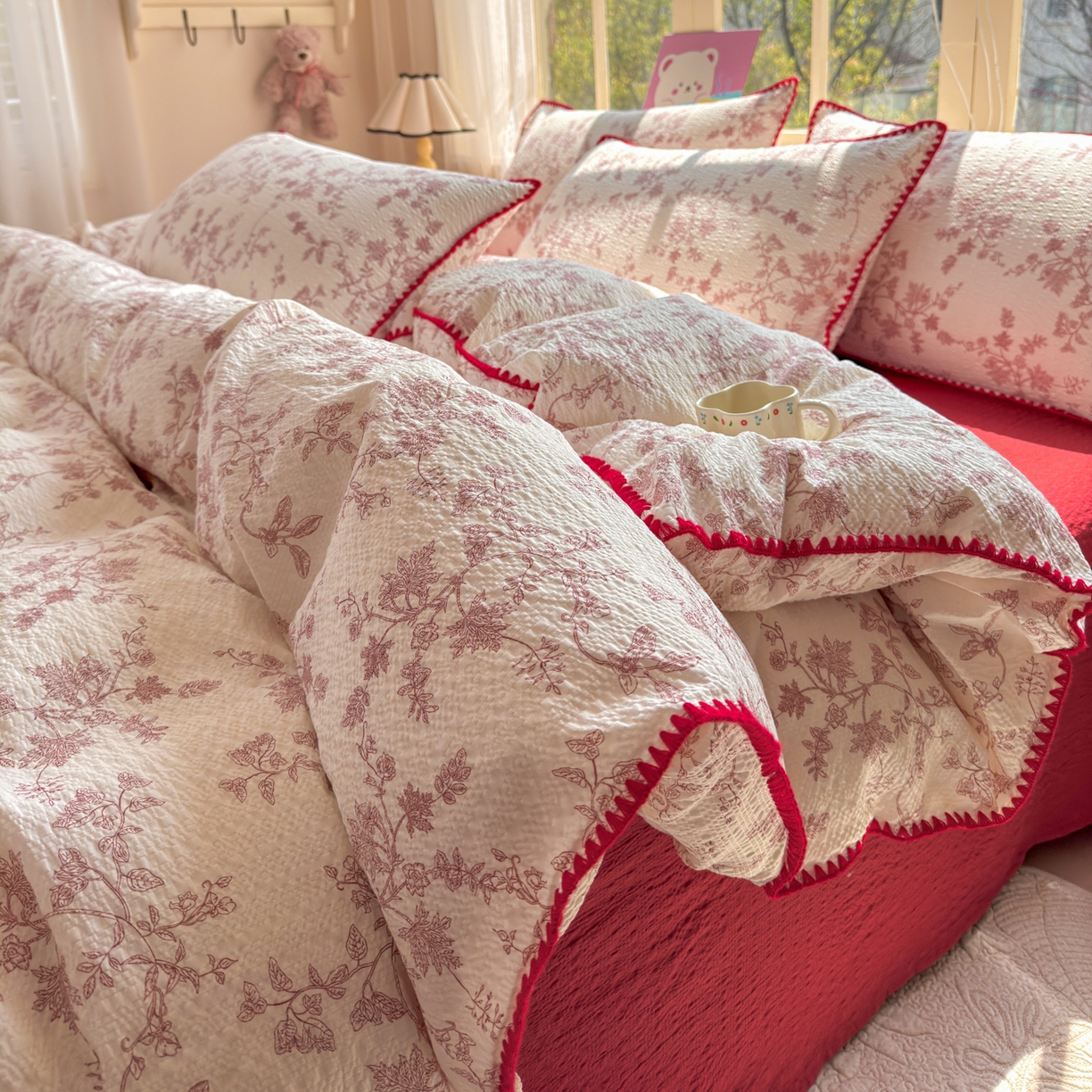 91家纺网 家纺一手货源 找家纺 仟网汇 2026新款贝壳边泡芙纱三角针四件套 丽莎