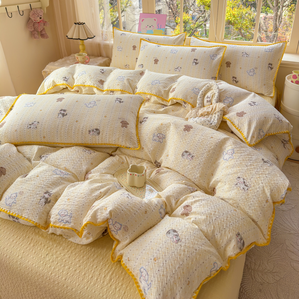 91家纺网 家纺一手货源 找家纺 仟网汇 2026新款贝壳边泡芙纱三角针四件套 奶油小狗