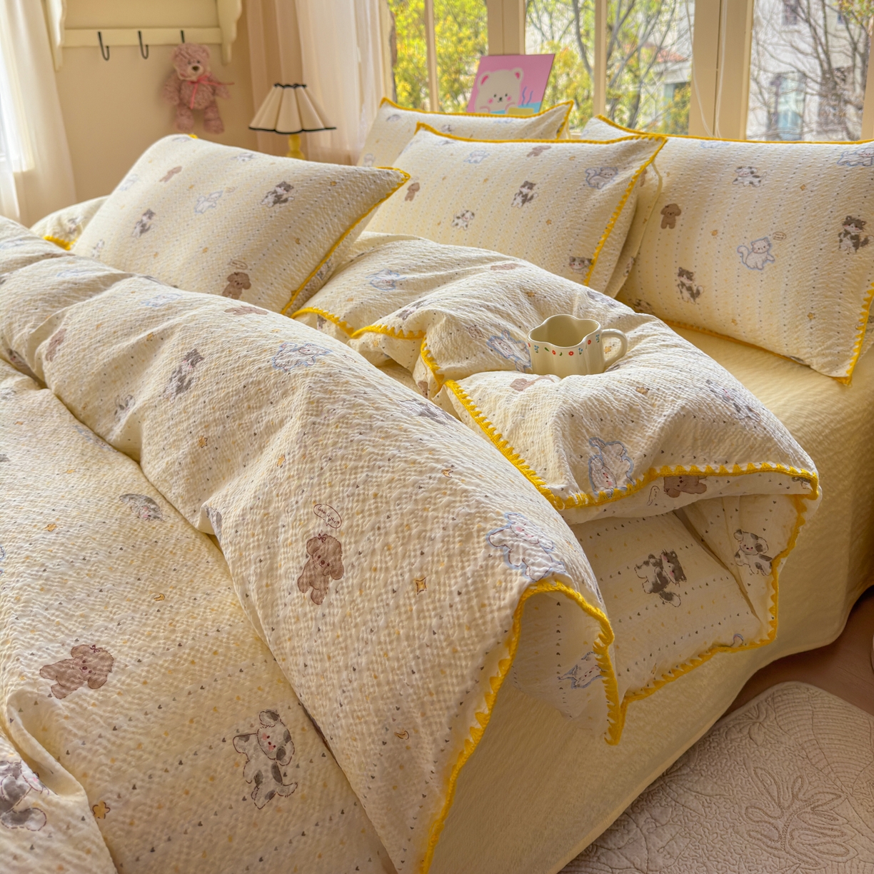 91家纺网 家纺一手货源 找家纺 仟网汇 2026新款贝壳边泡芙纱三角针四件套 奶油小狗