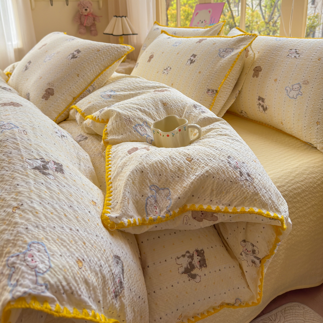 91家纺网 家纺一手货源 找家纺 仟网汇 2026新款贝壳边泡芙纱三角针四件套 奶油小狗